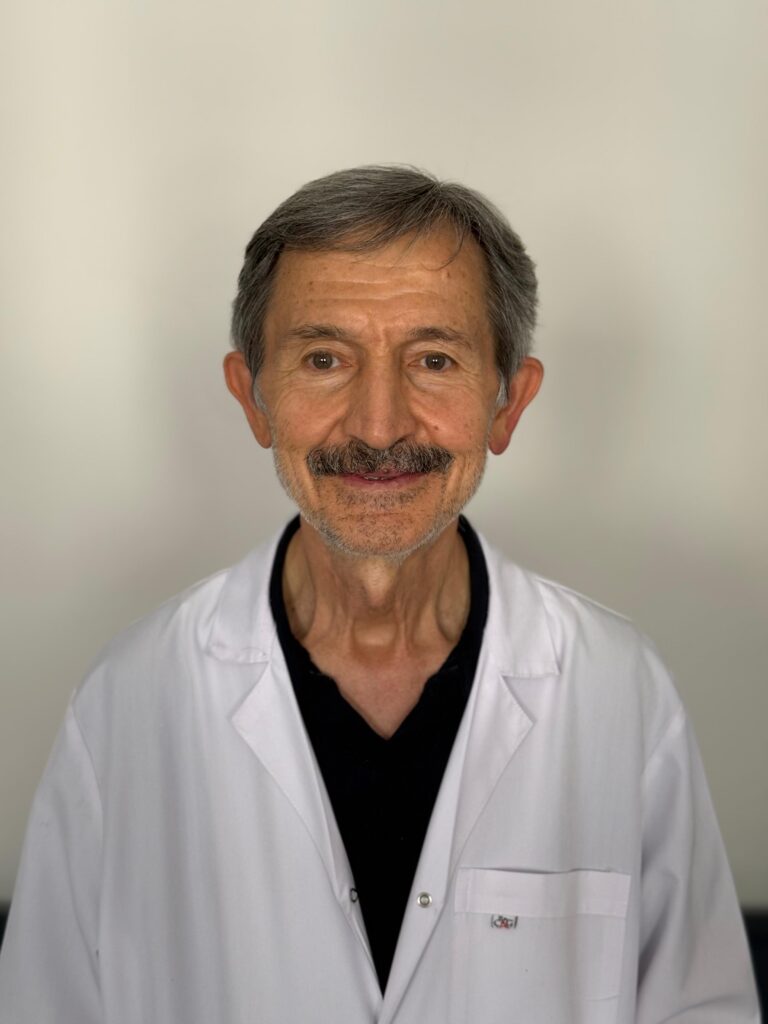 Diş Hekimi Suat Kaya - Kaya Diş Kliniği